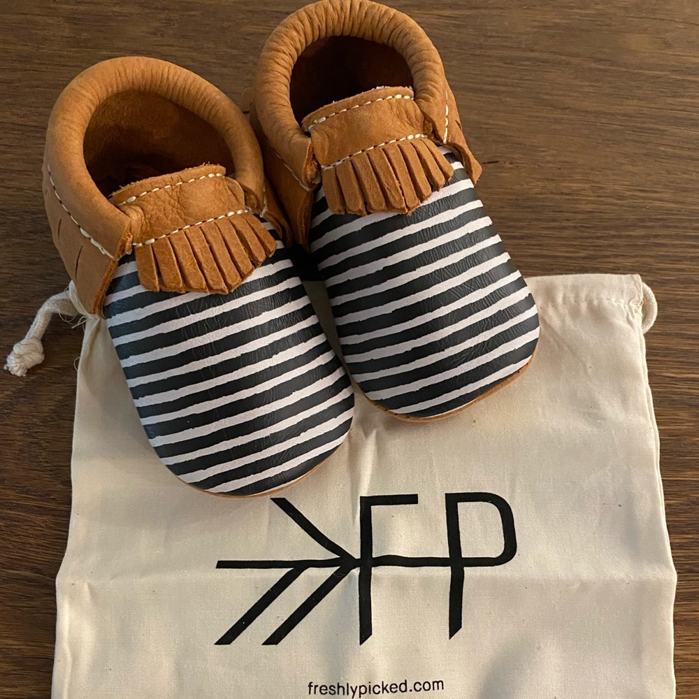 Freshly Picked Soft Sole Moccasins